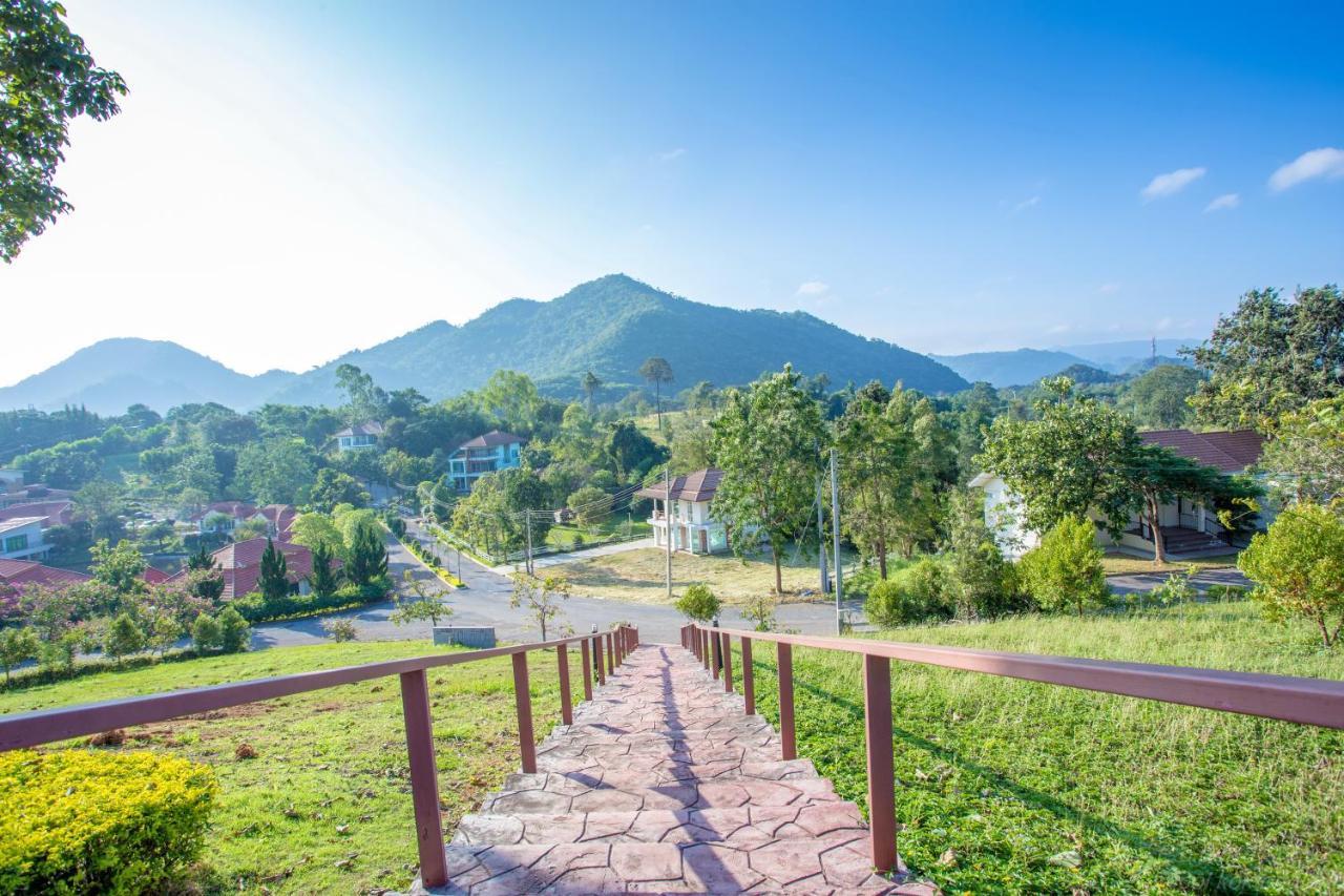 Thongsathit Hill Resort Khao Yai Nong Nam Daeng Экстерьер фото