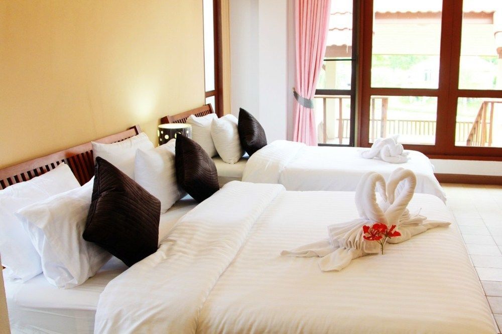 Thongsathit Hill Resort Khao Yai Nong Nam Daeng Экстерьер фото